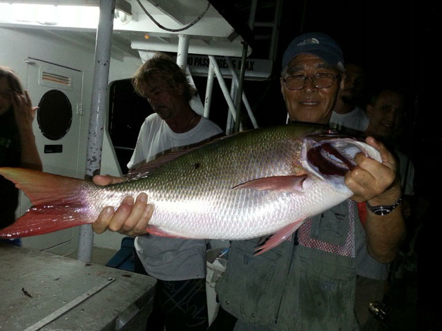 mutton snapper caught night fishing in Ft Lauderdale